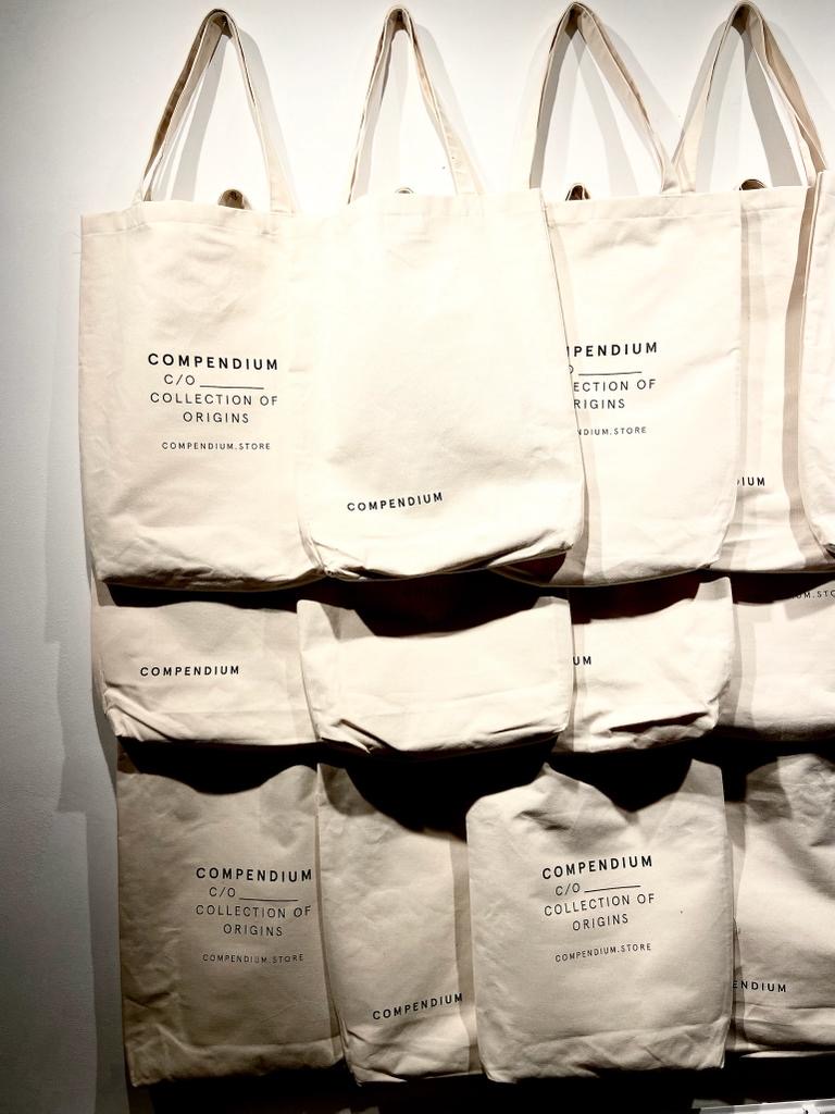 Handmade linen Tote Bag LINFIN for Compendium