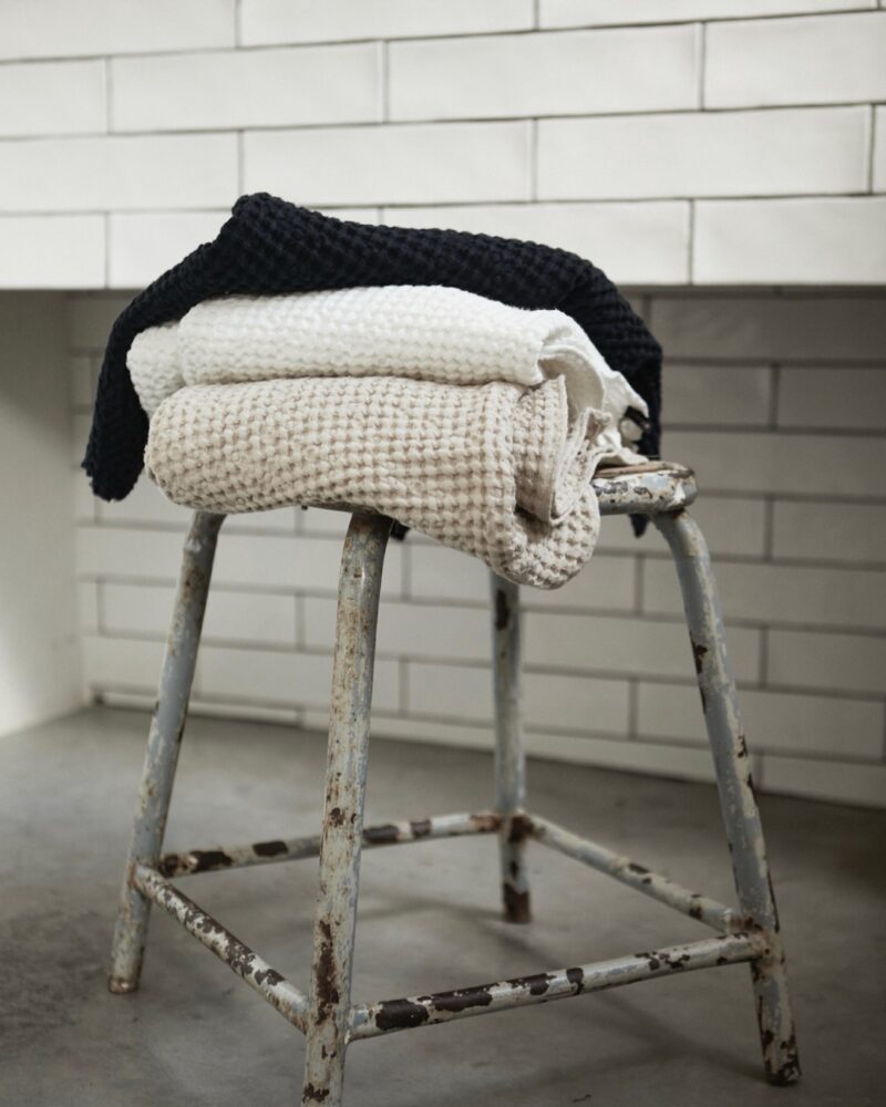 Waffle Linen Bath Towel LINFIN Maastricht